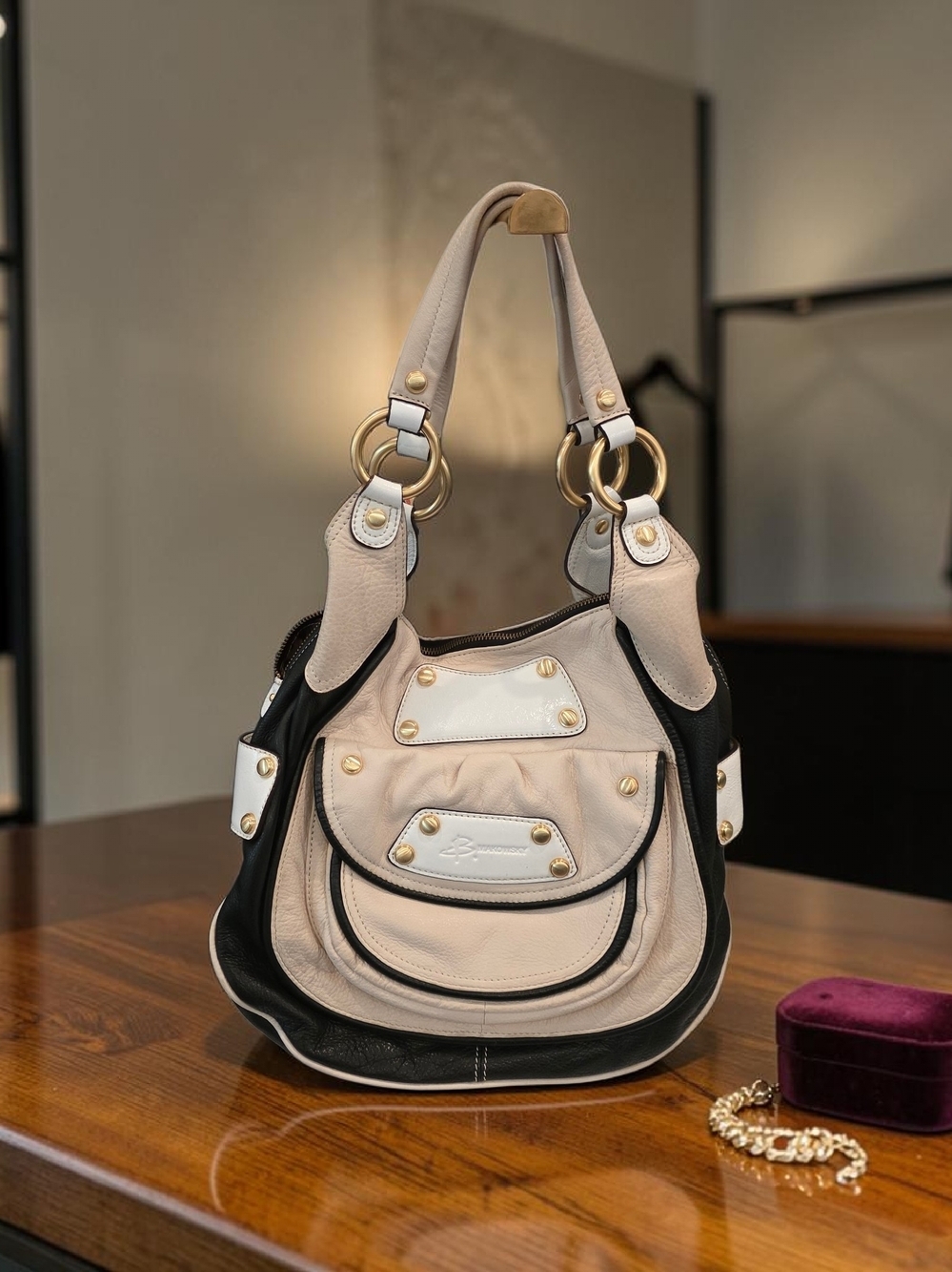 B Makowsky All Leather Slouchy HOBO BAG IN GREAT CONDITION